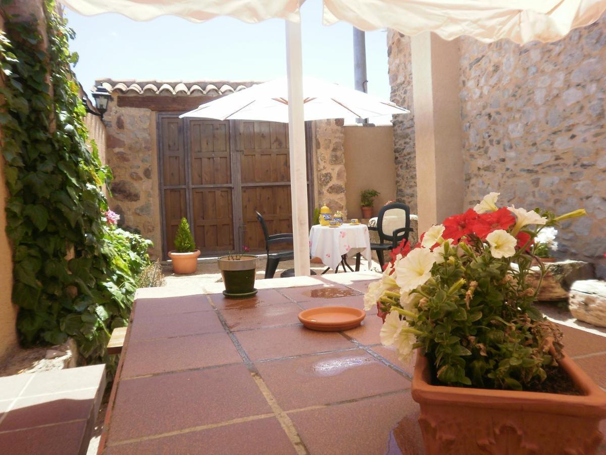 Camino Del Prado Guest House Santa Maria la Real de Nieva Bagian luar foto